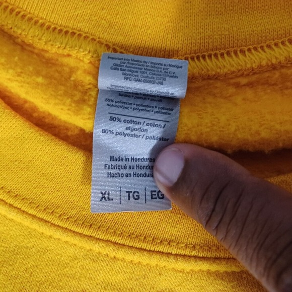 Pandemic University Sweatshirt Mens XL Yellow Gildan Fleece Pullover Long Sleeve - Picture 5 of 12